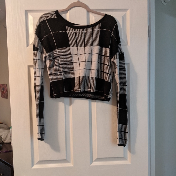 Plaid sweater - Picture 1 of 3